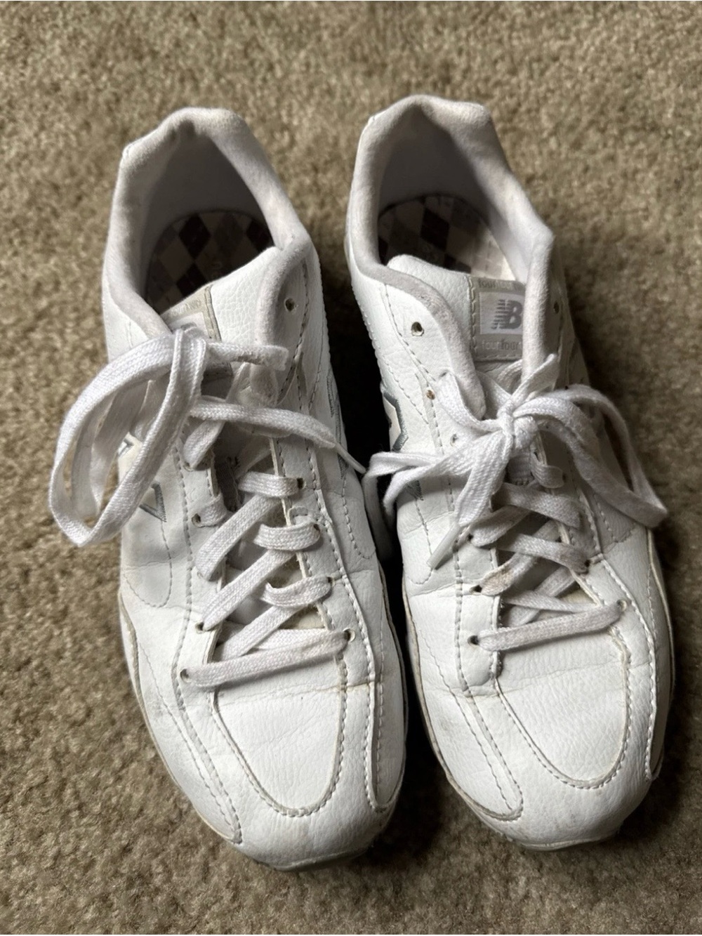 New Balance woman White Leather Low-Top Sneakers NB 442 size 7
